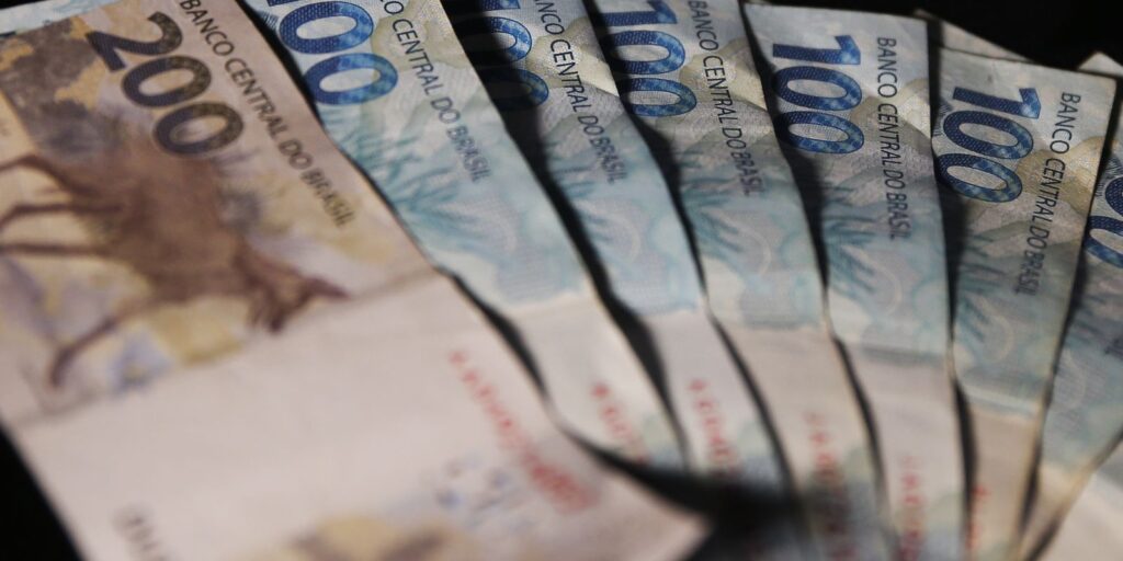 cmn-endurece-regras-para-bancos-captarem-recursos-com-garantia-do-fgc