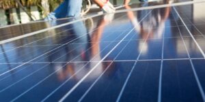 energia-solar-supera-r$-300-bilhoes-em-investimentos