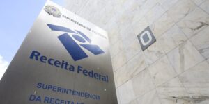 receita-classifica-mais-17-empresas-como-devedoras-contumazes