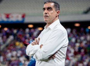 fortaleza-anuncia-saida-do-tecnico-portugues-renato-paiva