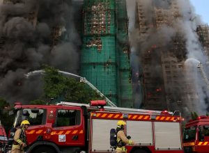 internacional:-incendio-em-hong-kong-deixa-dezenas-de-mortos-e-feridos