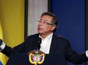 petro-na-colombia-e-frederik-na-groelandia-reagem-as-ameacas-de-trump