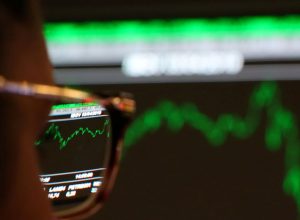 bolsa-volta-a-bater-recorde-com-reducao-de-tensoes-externas