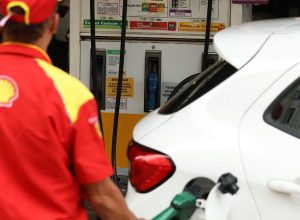 mjsp-faz-plantao-para-atender-procons-contra-aumento-de-combustivel