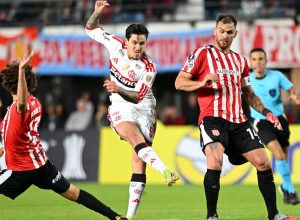 libertadores:-flamengo-segura-empate-com-estudiantes-na-argentina