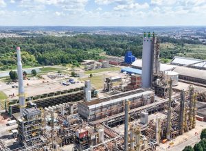 petrobras-volta-a-produzir-ureia-em-fabrica-de-fertilizante-no-parana