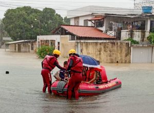 tempestades-em-pe-deixam-quatro-mortos-e-mais-de-mil-desalojados