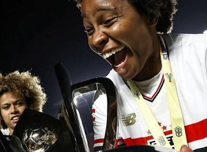 sao-paulo-quebra-hegemonia-do-corinthians-e-fatura-supercopa-feminina